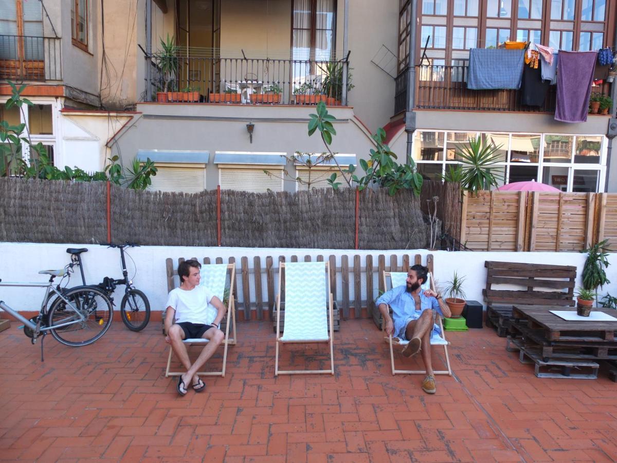 Soul Backpackers Barcelona Hostel Exterior photo