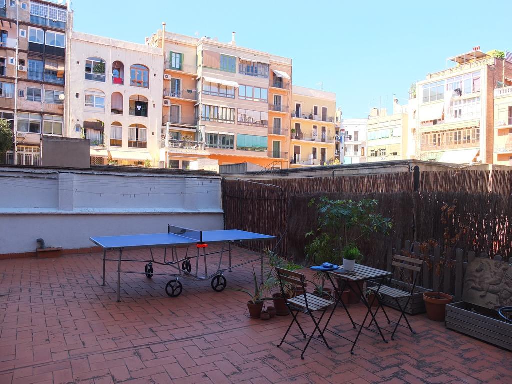 Soul Backpackers Barcelona Hostel Exterior photo